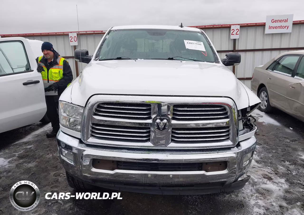 2016 Ram 2500 Big Horn VIN:3C6UR5JJ4GG113135 - 13