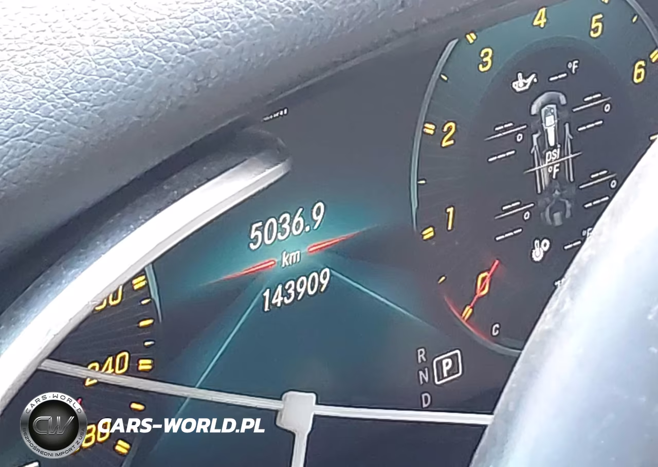 2019 Mercedes-Benz C 300 4Matic VIN:55SWF8EB5KU320175 - 7