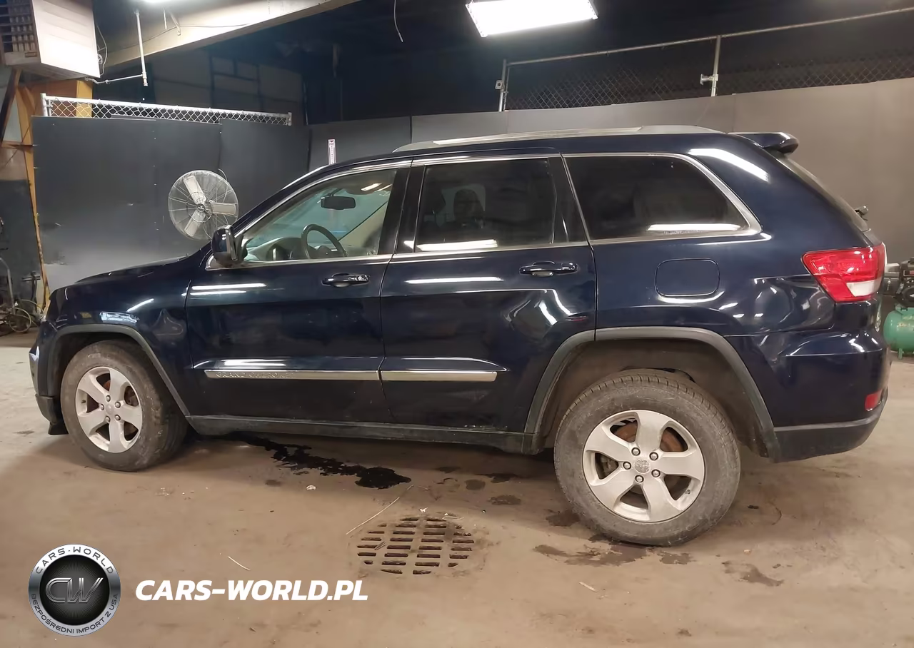 2012 Jeep Grand Cherokee Laredo VIN:1C4RJFAG2CC249583 - 15