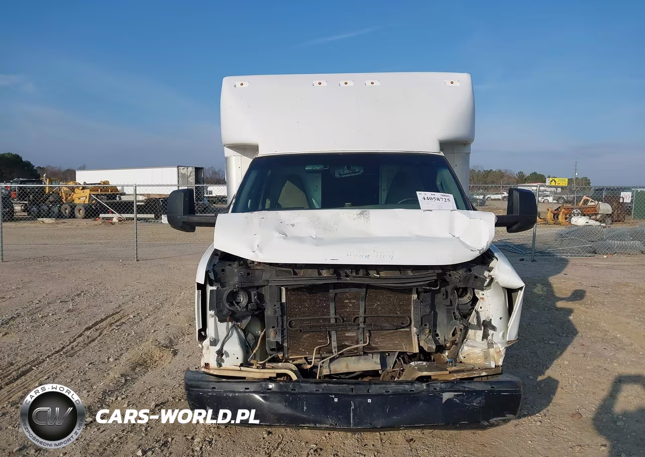 2017 GMC Savana Cutaway Work Van VIN:1GD37TCG5H1127265 - 16