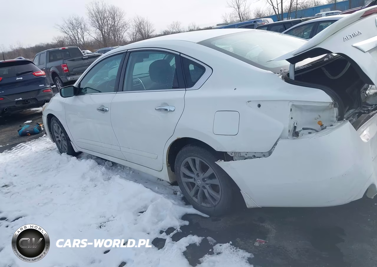 2015 Nissan Altima 2.5 VIN:1N4AL3AP2FN405643 - 14