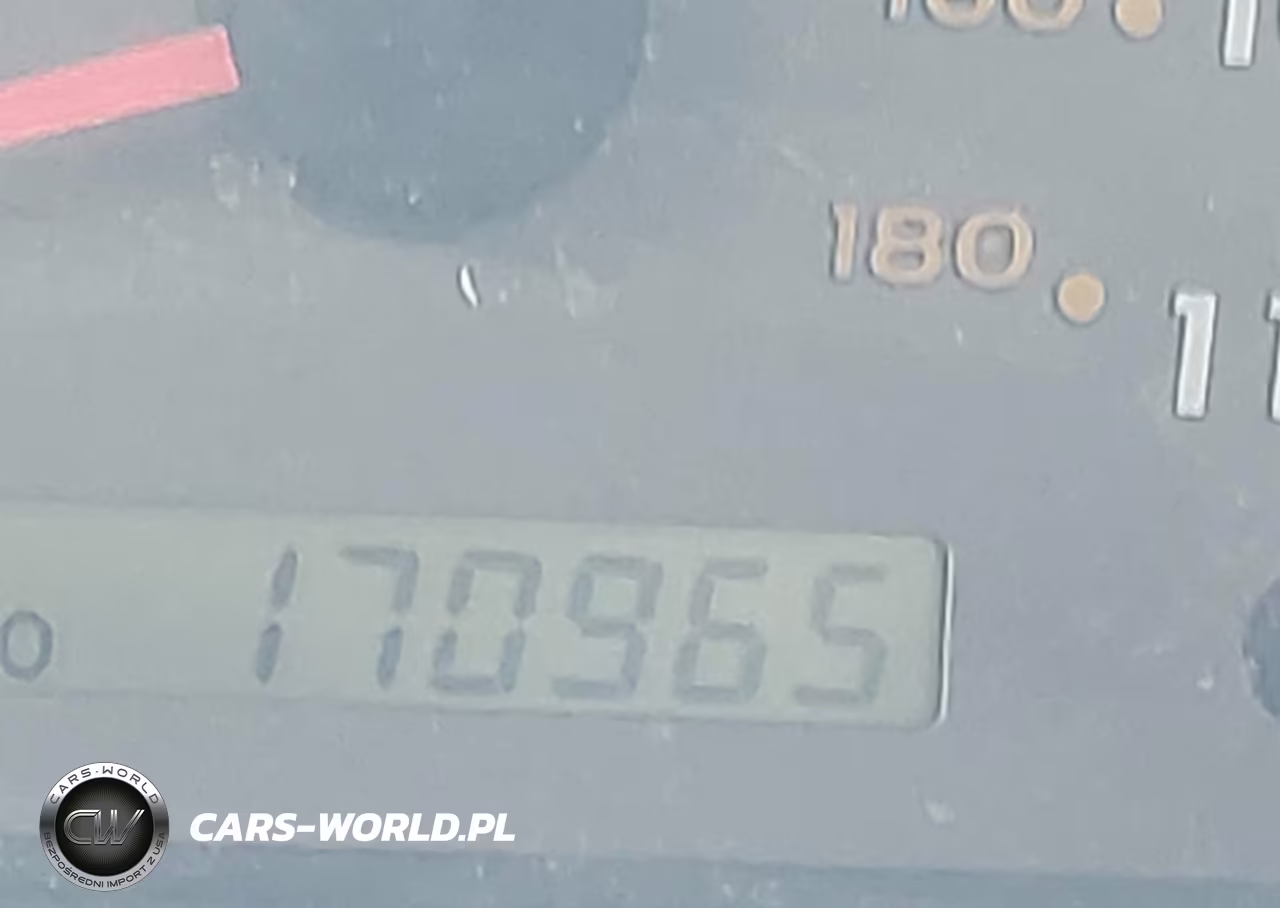 2002 Toyota Sequoia Limited V8 VIN:5TDZT38A42S069707 - 15