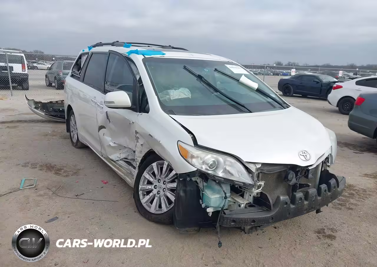2013 Toyota Sienna Limited V6 7 Passenger