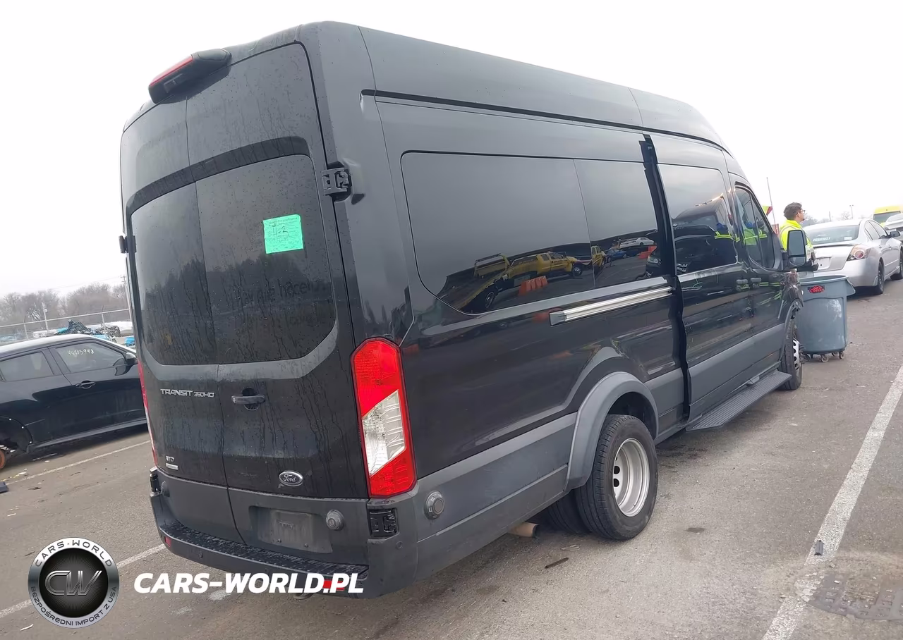 2020 Ford Transit Passenger Xlt VIN:1FBVU5XGXLKA44157 - 4
