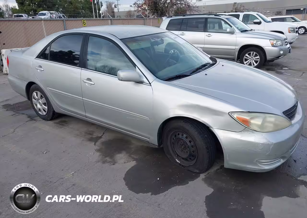 2004 Toyota Camry Le