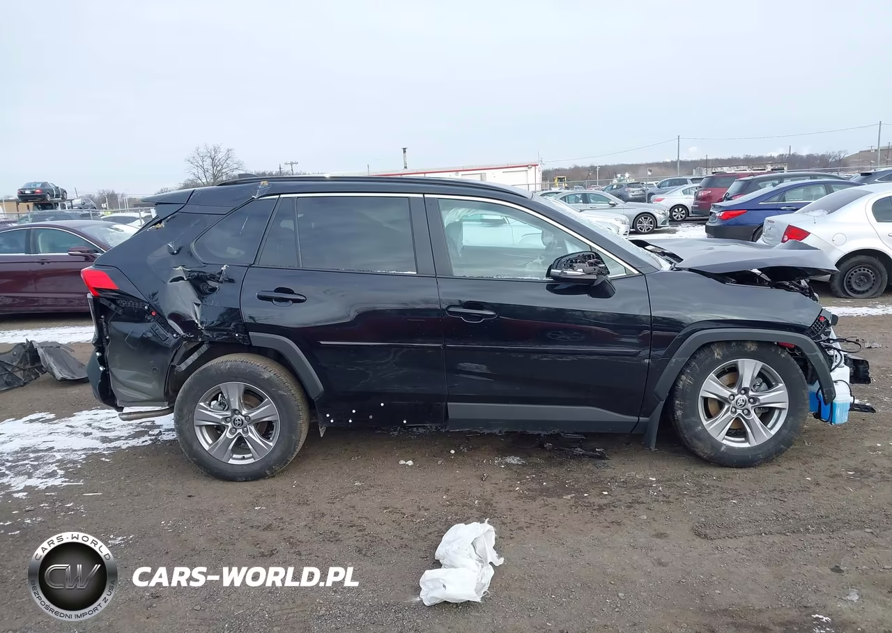 2024 Toyota Rav4 Xle VIN:2T3P1RFV8RC476655 - 13