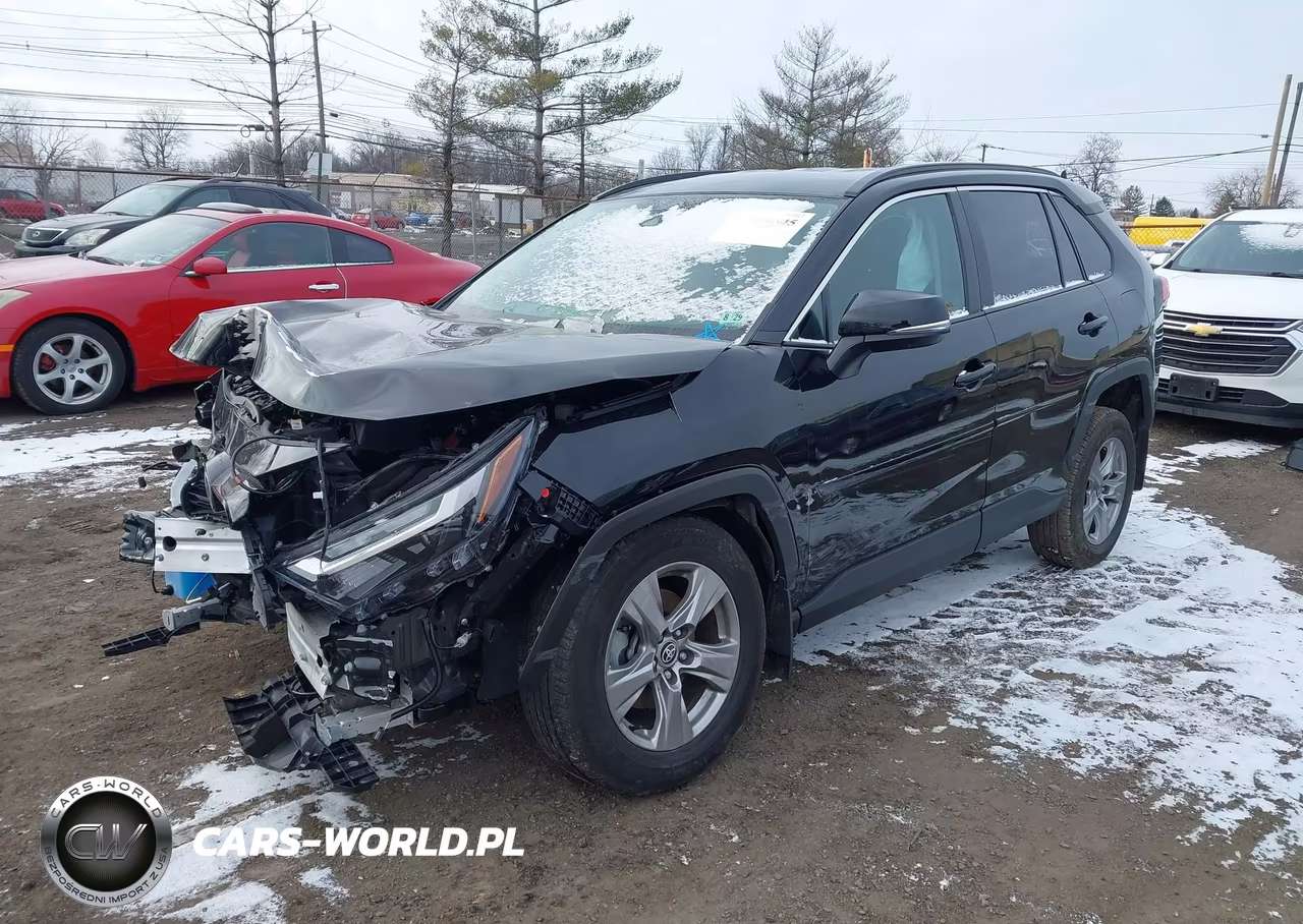 2024 Toyota Rav4 Xle VIN:2T3P1RFV8RC476655 - 2