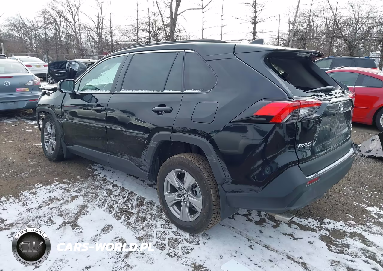 2024 Toyota Rav4 Xle VIN:2T3P1RFV8RC476655 - 3