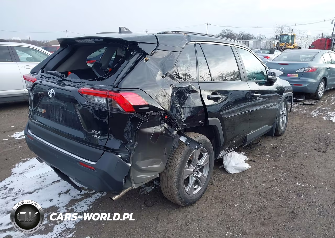 2024 Toyota Rav4 Xle VIN:2T3P1RFV8RC476655 - 4