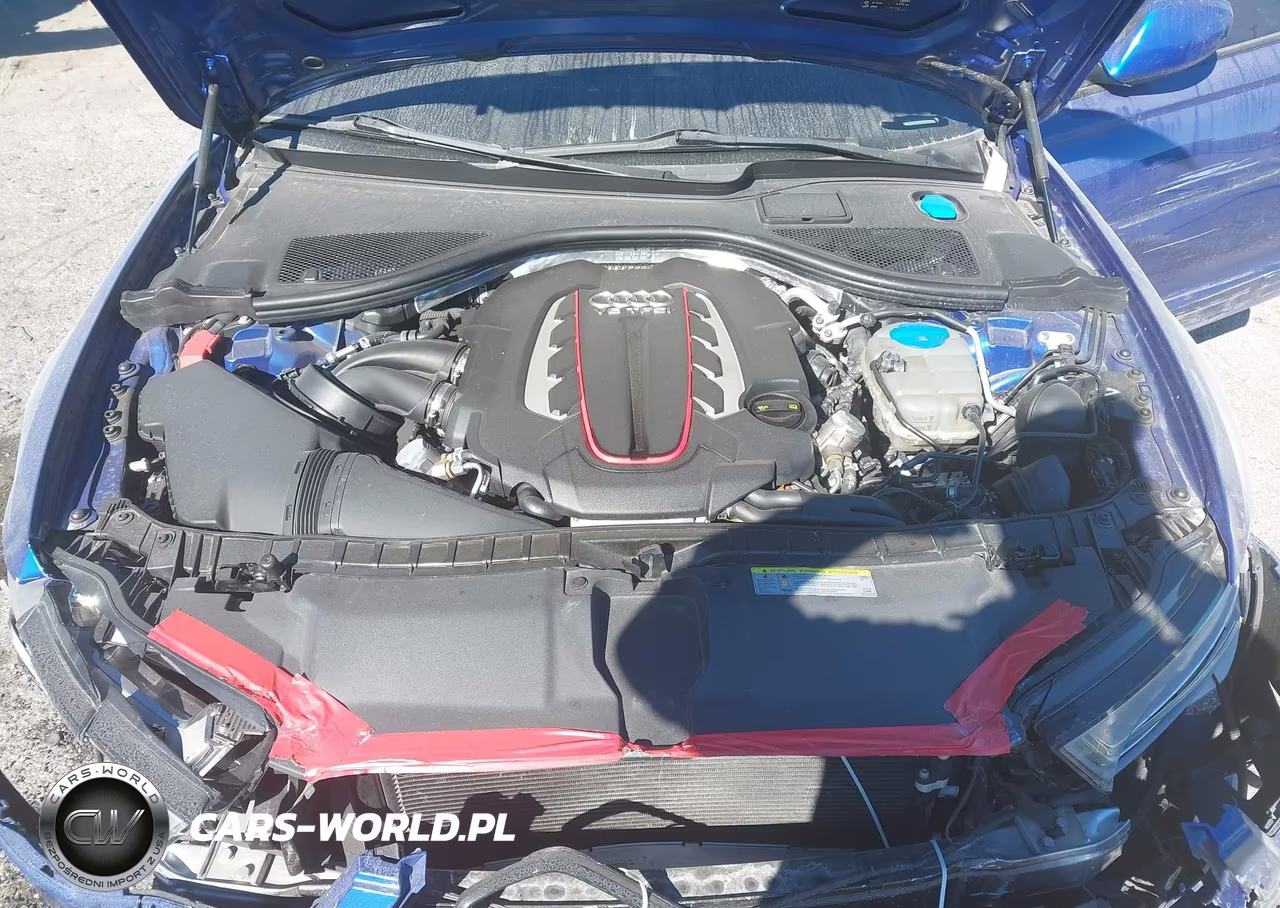 2018 Audi S6 4.0T Premium Plus VIN:WAUHFAFC4JN086584 - 10