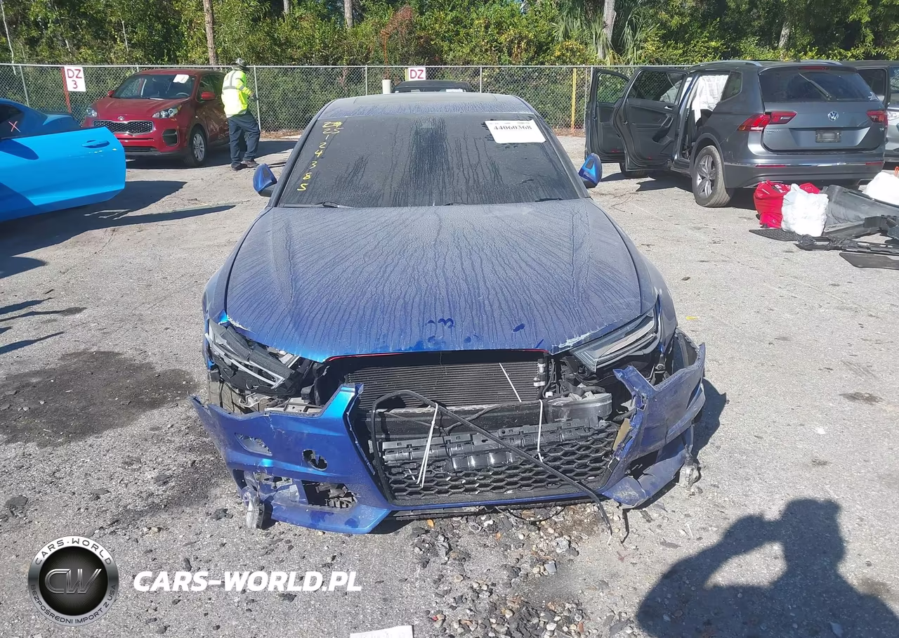 2018 Audi S6 4.0T Premium Plus VIN:WAUHFAFC4JN086584 - 11