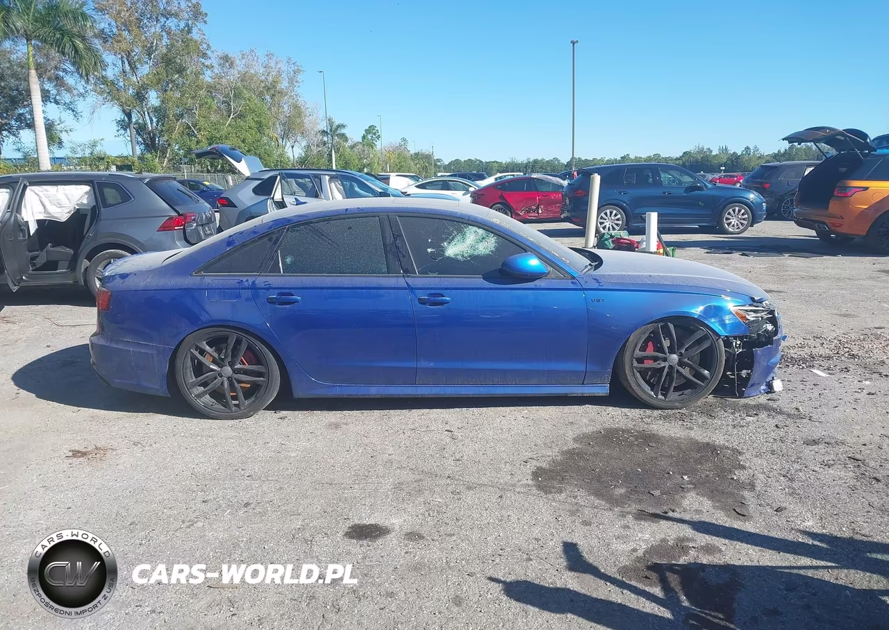 2018 Audi S6 4.0T Premium Plus VIN:WAUHFAFC4JN086584 - 13