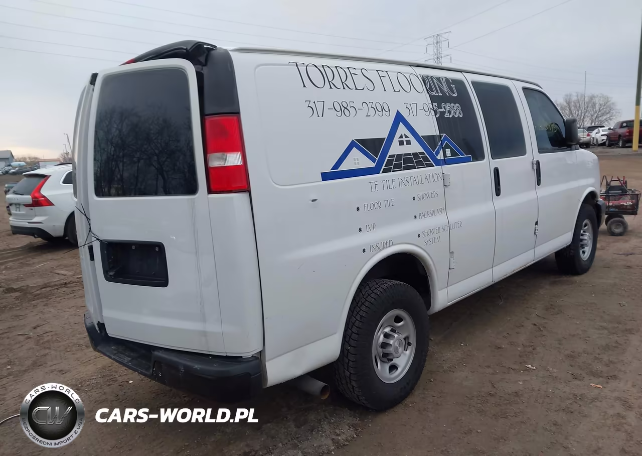 2019 Chevrolet Express 2500 Work Van VIN:1GCWGAFPXK1365976 - 4