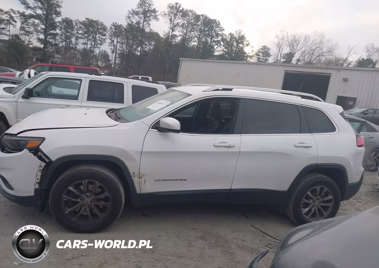 2019 Jeep Cherokee Latitude Plus 4X4 VIN:1C4PJMLX0KD138368 - 14