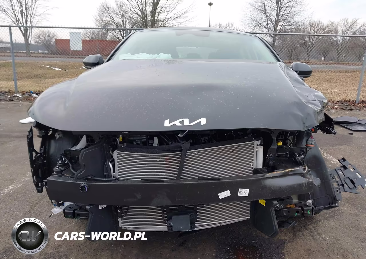 2025 Kia K4 Lxs VIN:3KPFT4DE5SE196011 - 12