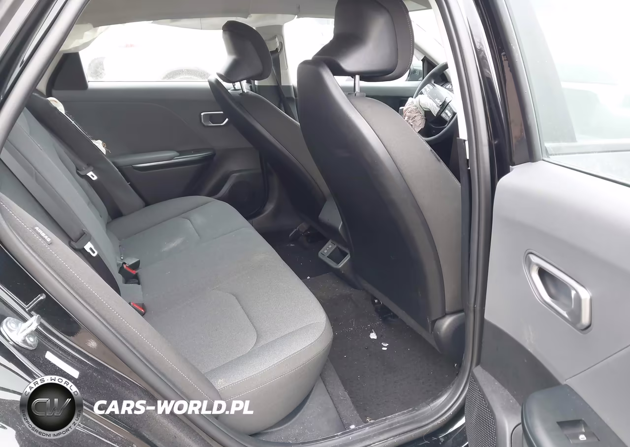 2025 Kia K4 Lxs VIN:3KPFT4DE5SE196011 - 8