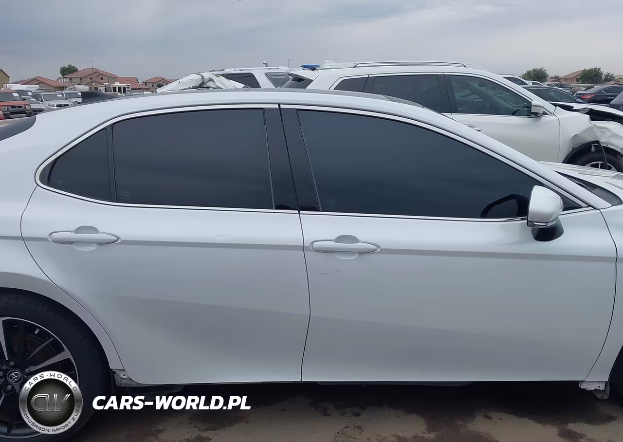 2018 Toyota Camry Xse VIN:4T1B61HK5JU046108 - 13