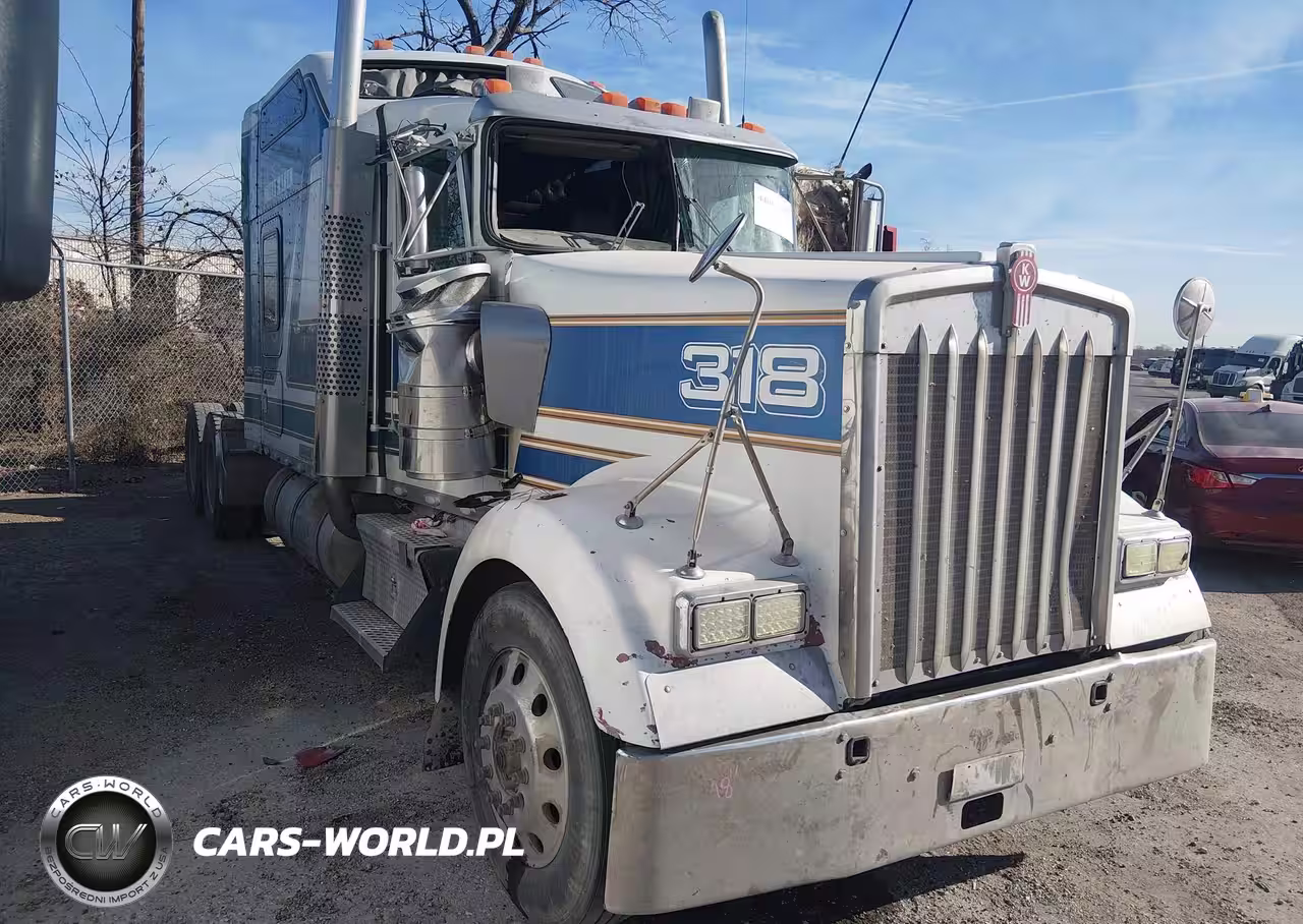 2007 Kenworth Construction W900