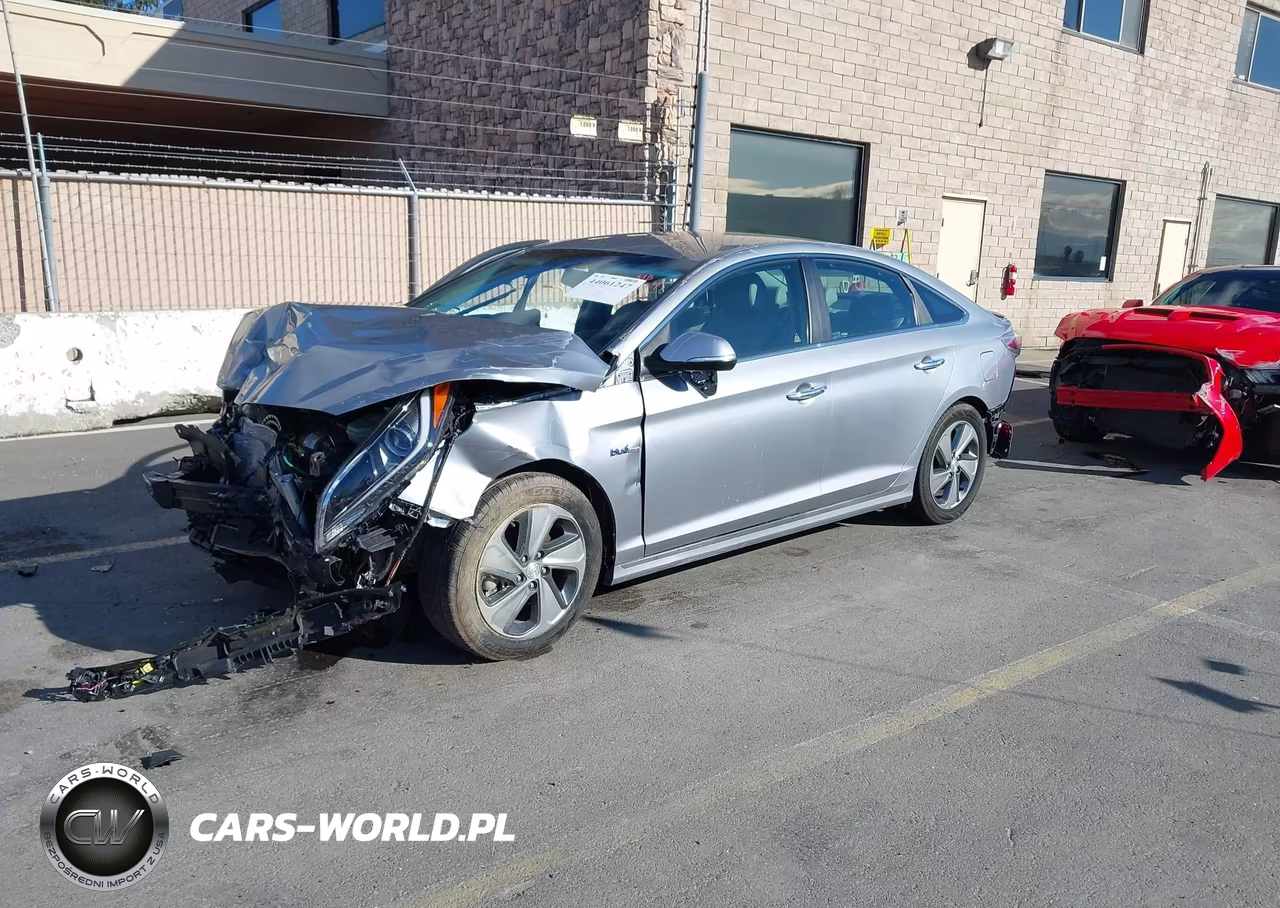 2016 Hyundai Sonata Hybrid Limited VIN:KMHE34L17GA031402 - 2