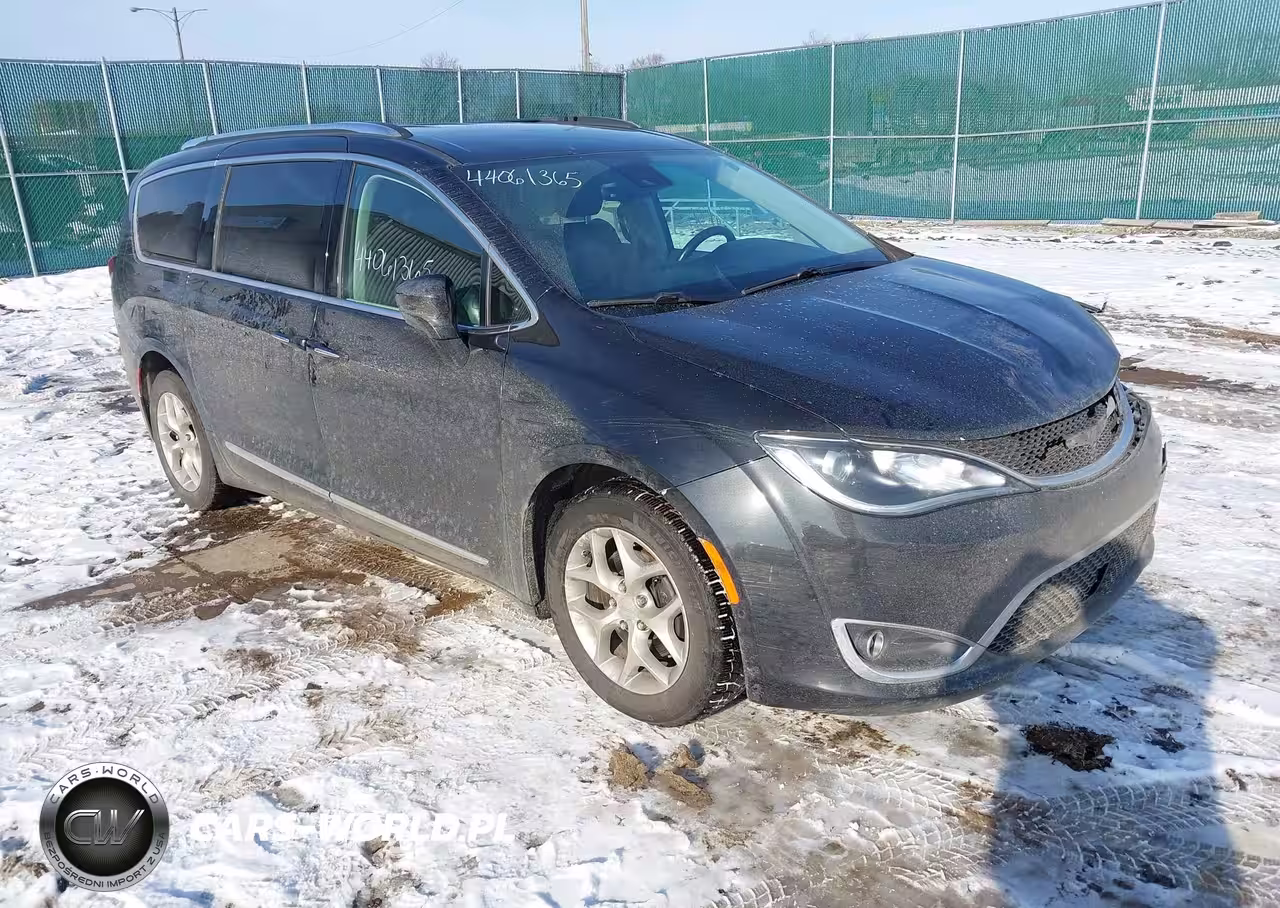 2019 Chrysler Pacifica Touring L