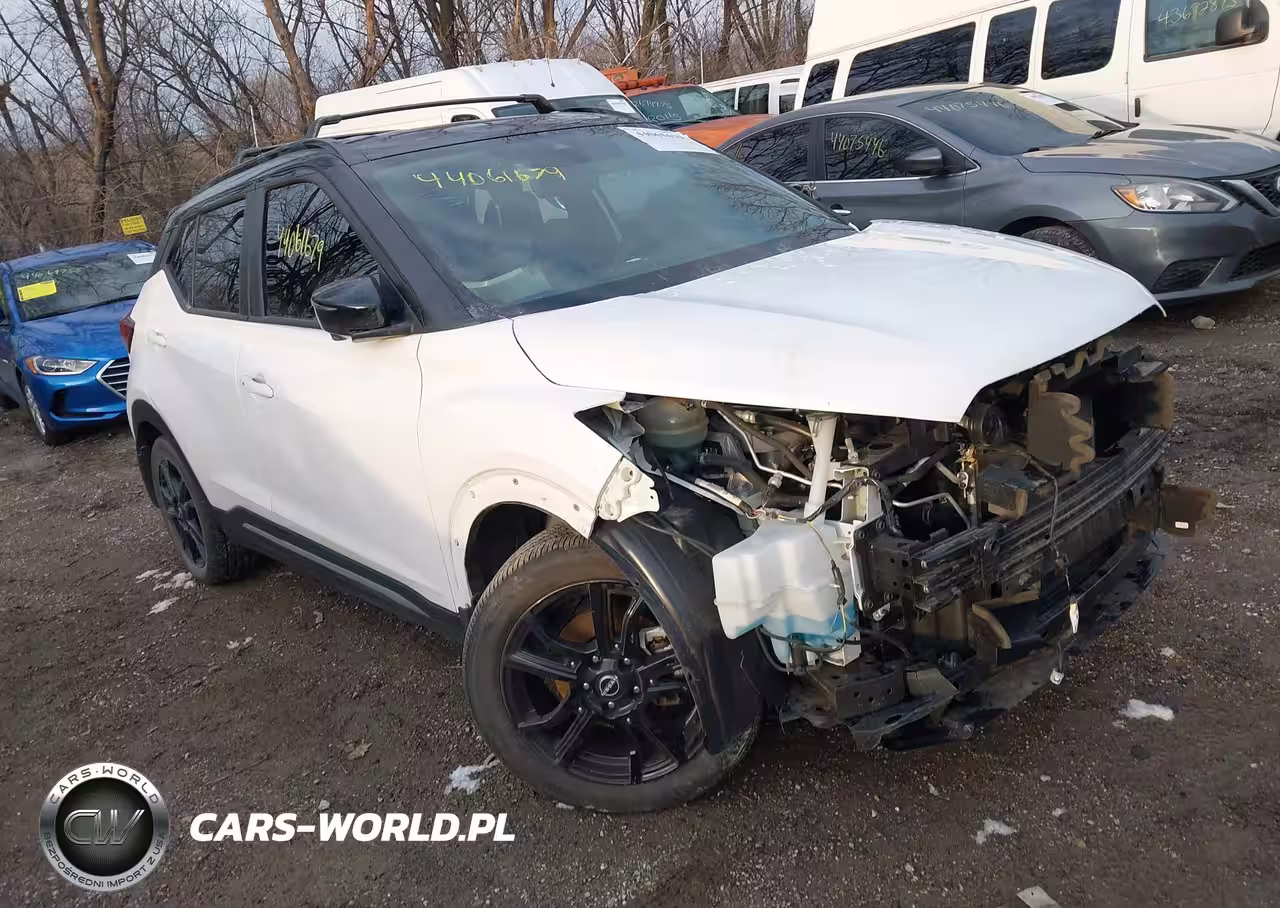 2023 Nissan Kicks Sr Xtronic Cvt