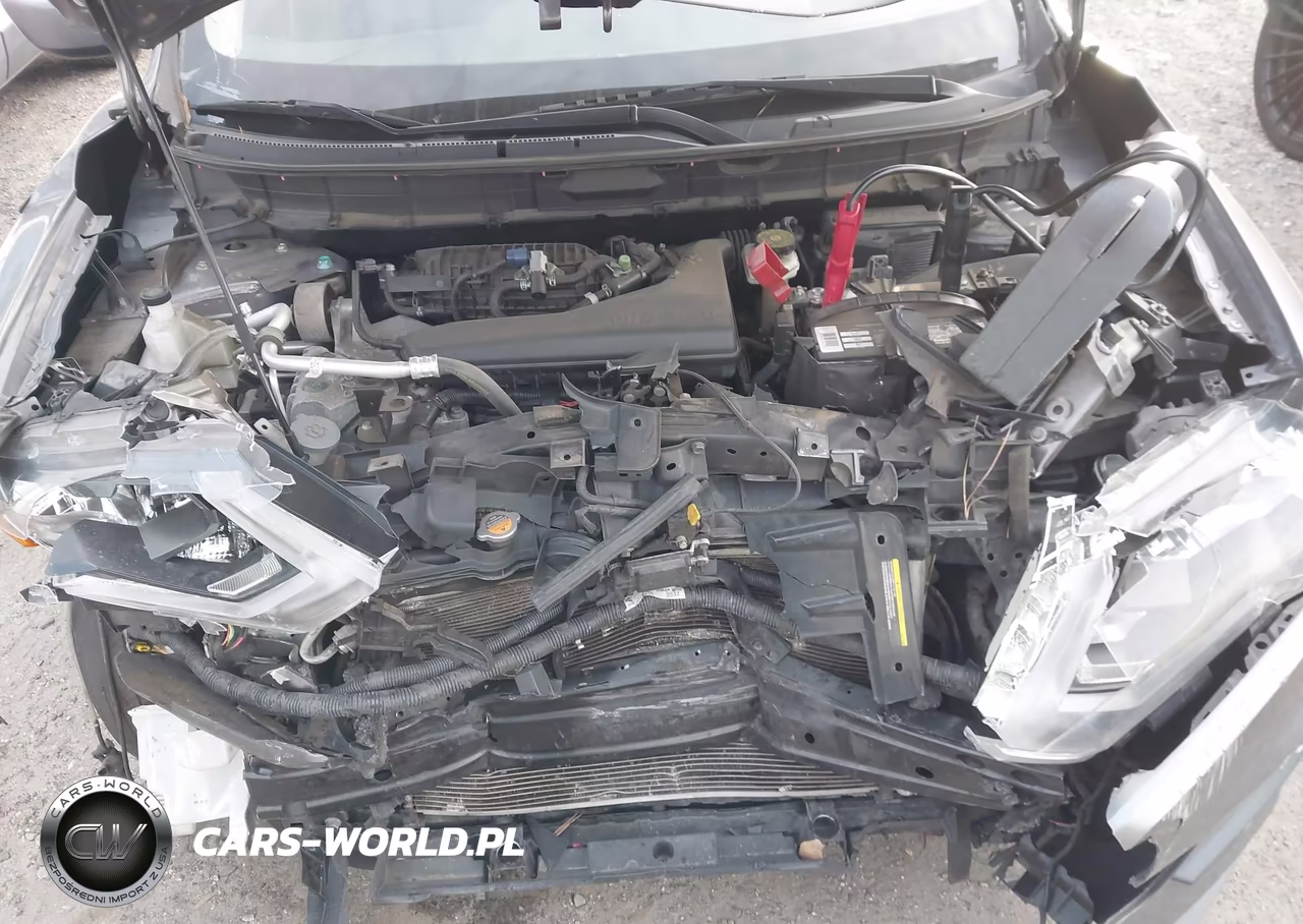 2018 Nissan Rogue S VIN:KNMAT2MV0JP579772 - 10