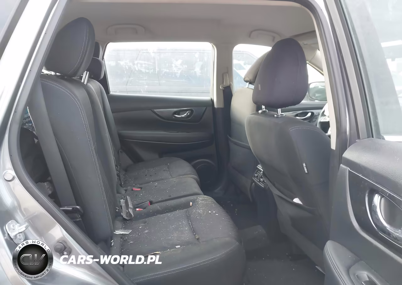 2018 Nissan Rogue S VIN:KNMAT2MV0JP579772 - 8