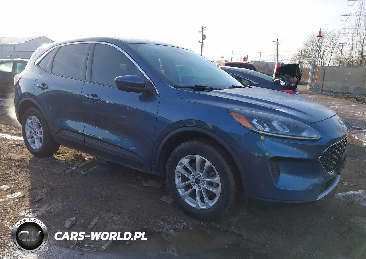 2020 Ford Escape Se