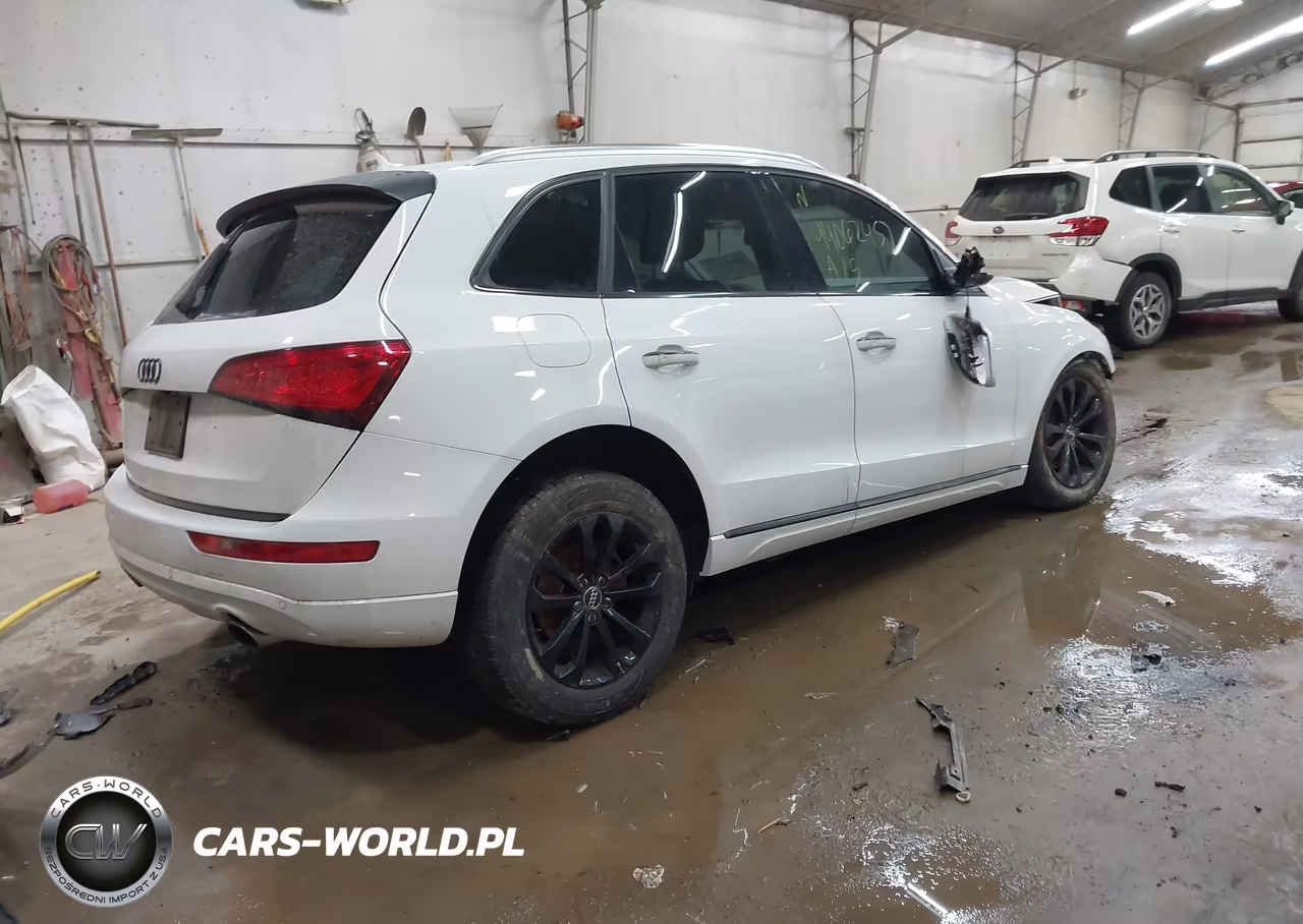 2015 Audi Q5 2.0T Premium VIN:WA1LFAFPXFA037298 - 4
