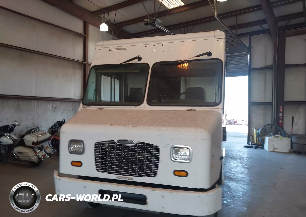 2012 Freightliner Chassis M Line Walk-In Van VIN:4UZAC3DV7CCBT7215 - 12