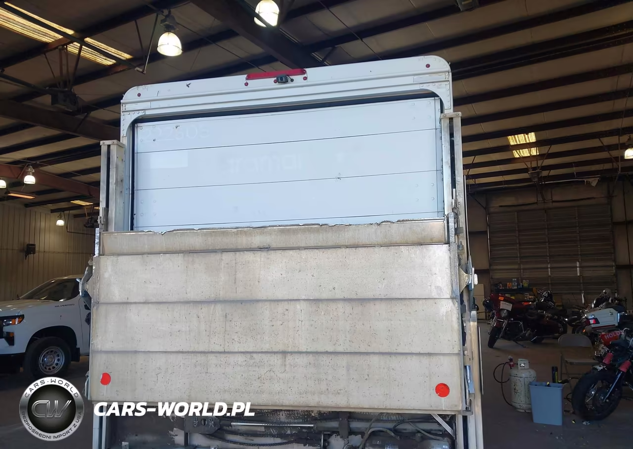 2012 Freightliner Chassis M Line Walk-In Van VIN:4UZAC3DV7CCBT7215 - 15