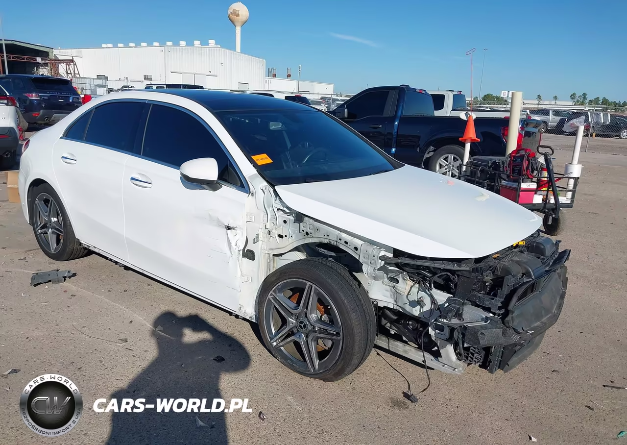 2022 Mercedes-Benz A 220 4Matic