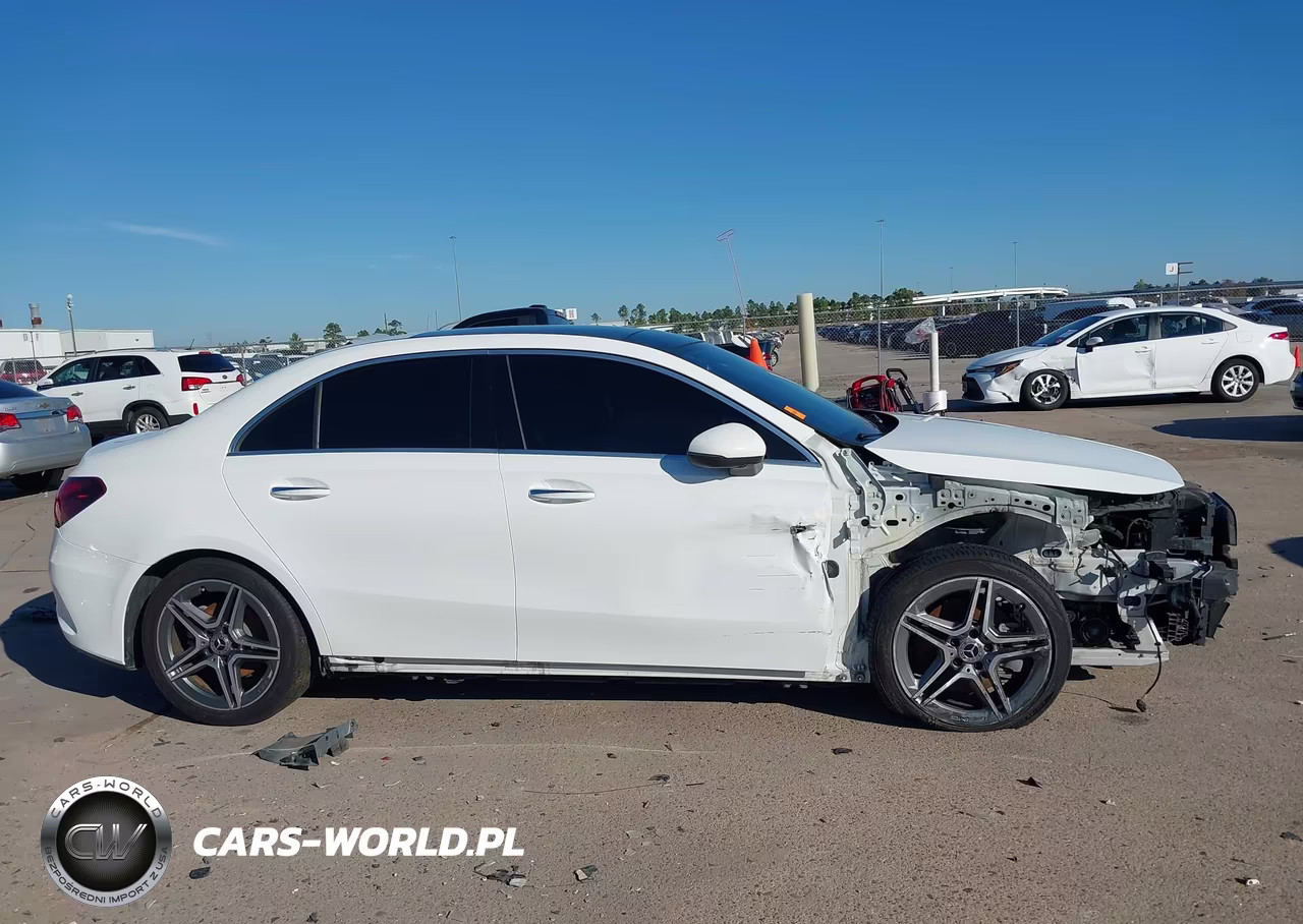 2022 Mercedes-Benz A 220 4Matic VIN:W1K3G4FB7NJ363184 - 14