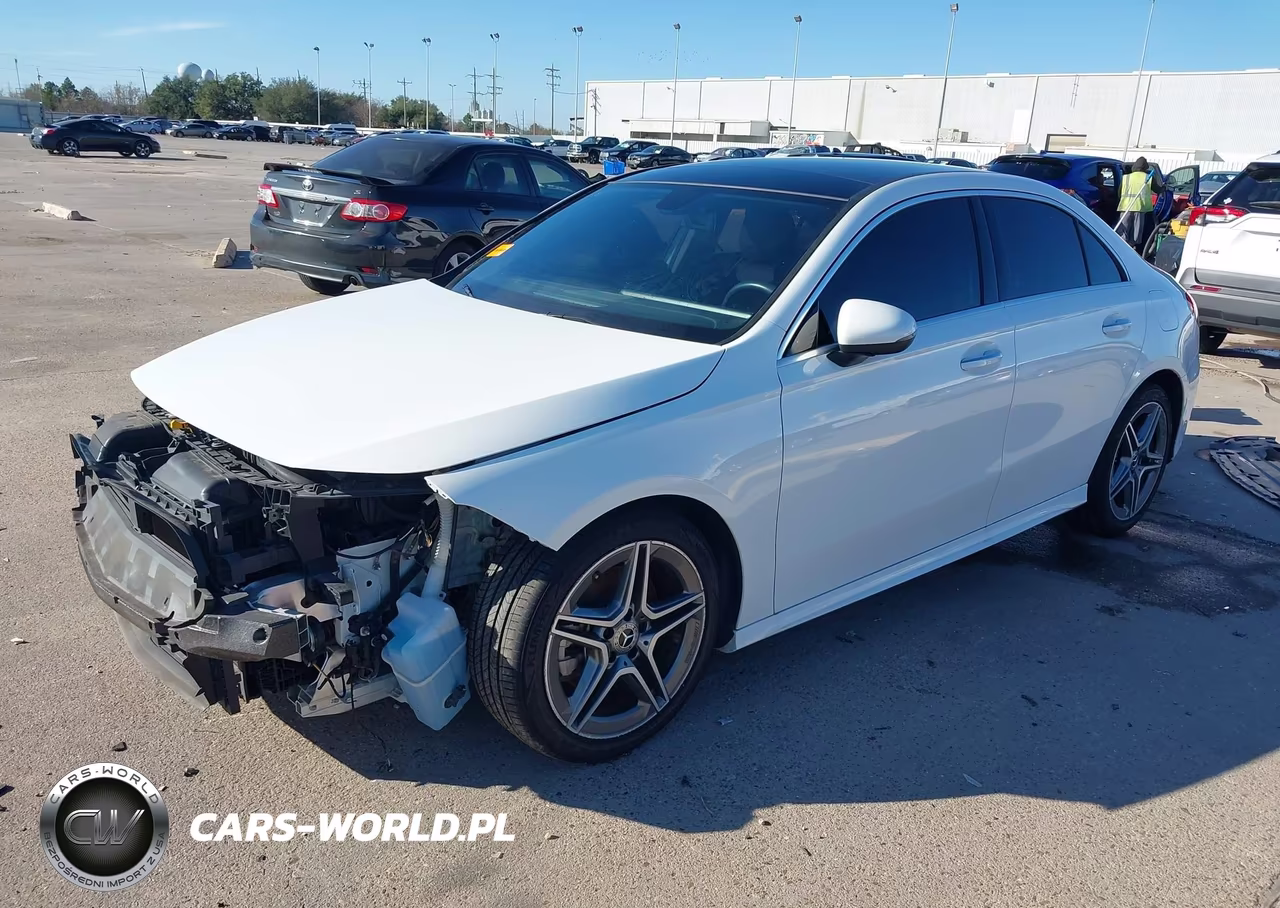 2022 Mercedes-Benz A 220 4Matic VIN:W1K3G4FB7NJ363184 - 2