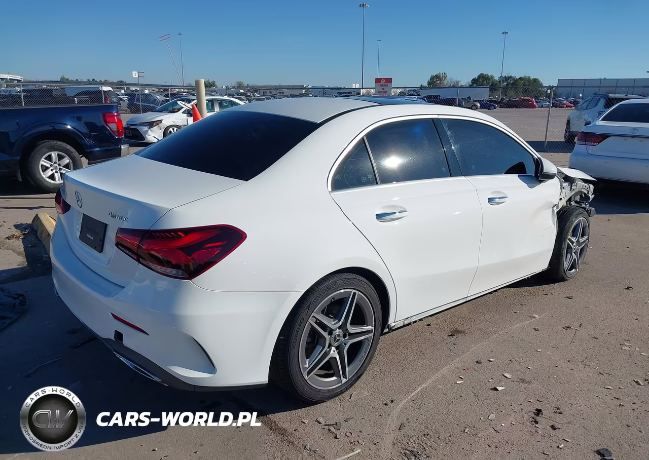 2022 Mercedes-Benz A 220 4Matic VIN:W1K3G4FB7NJ363184 - 4