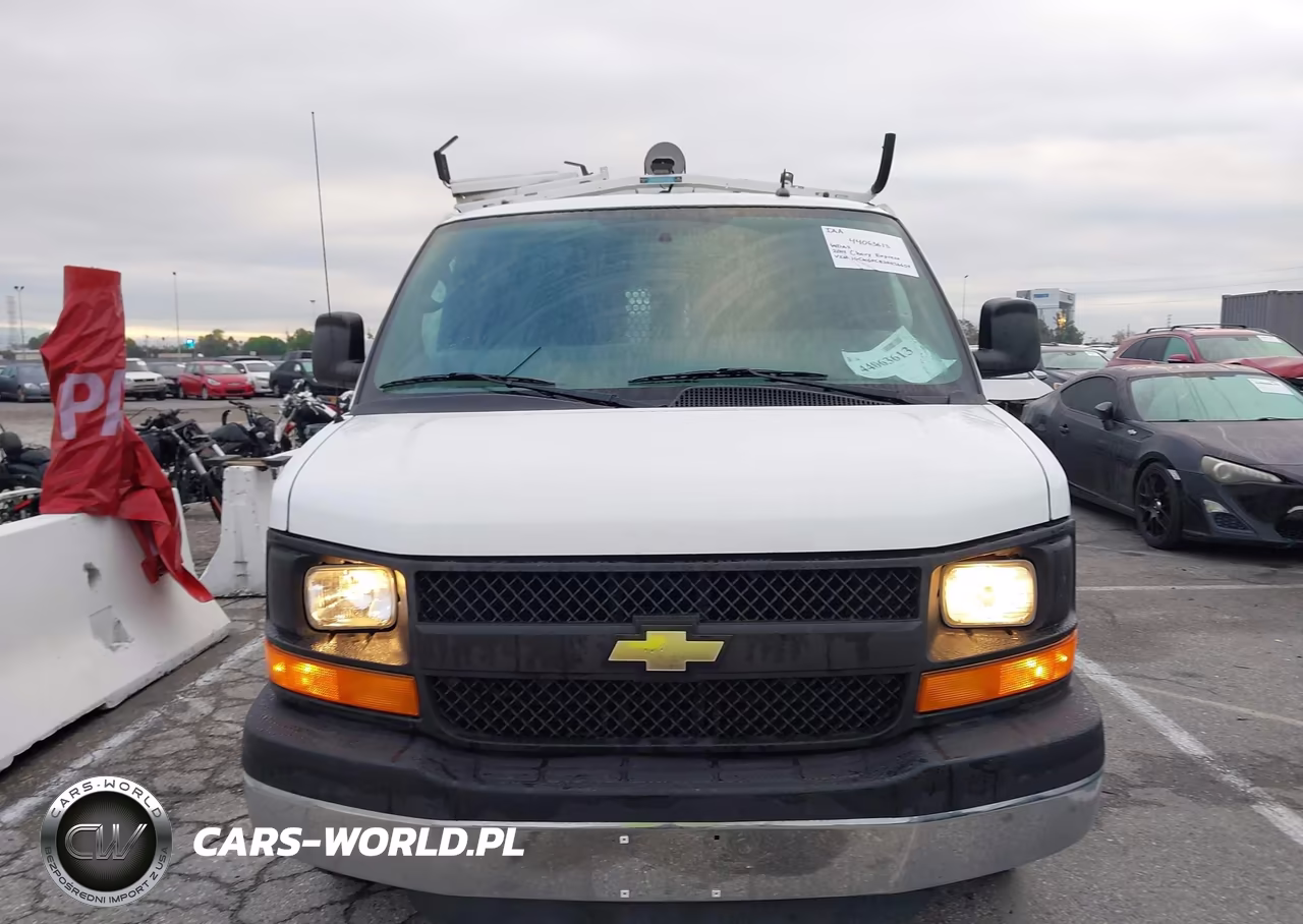 2014 Chevrolet Express 2500 Work Van VIN:1GCWGFCB2E1136654 - 6