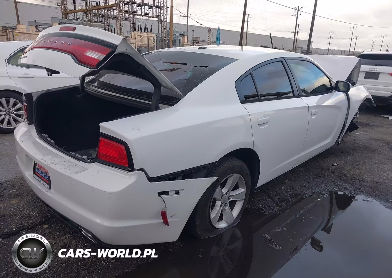 2013 Dodge Charger Se VIN:2C3CDXBG0DH509855 - 4