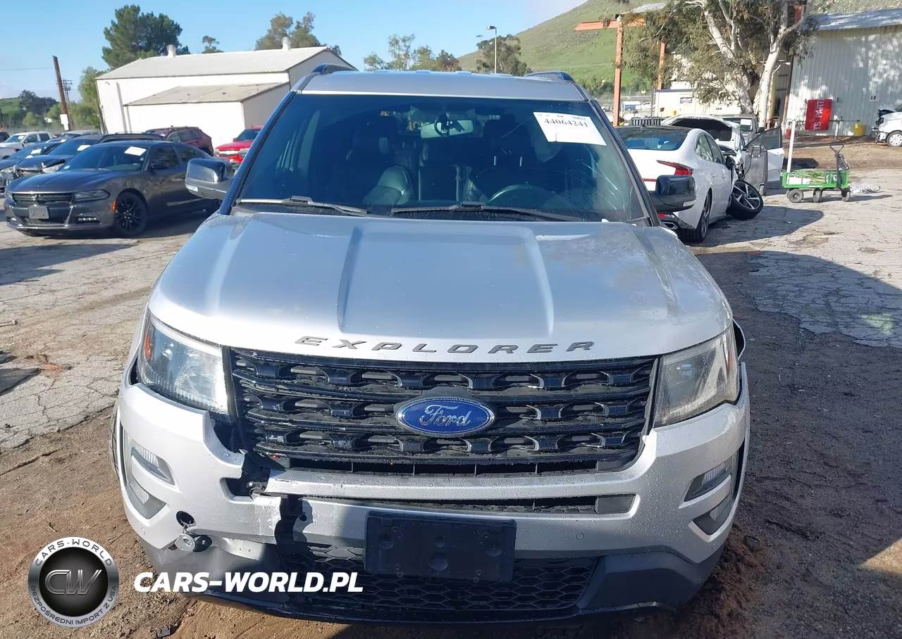 2017 Ford Explorer Sport VIN:1FM5K8GT9HGD66472 - 11