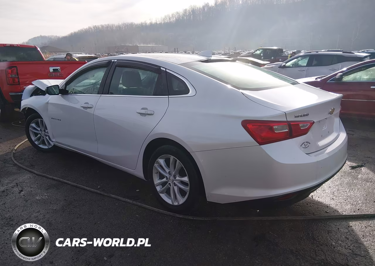 2018 Chevrolet Malibu Lt VIN:1G1ZD5ST6JF223411 - 3