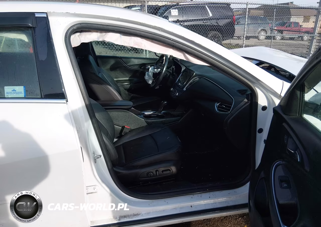 2018 Chevrolet Malibu Lt VIN:1G1ZD5ST6JF223411 - 5