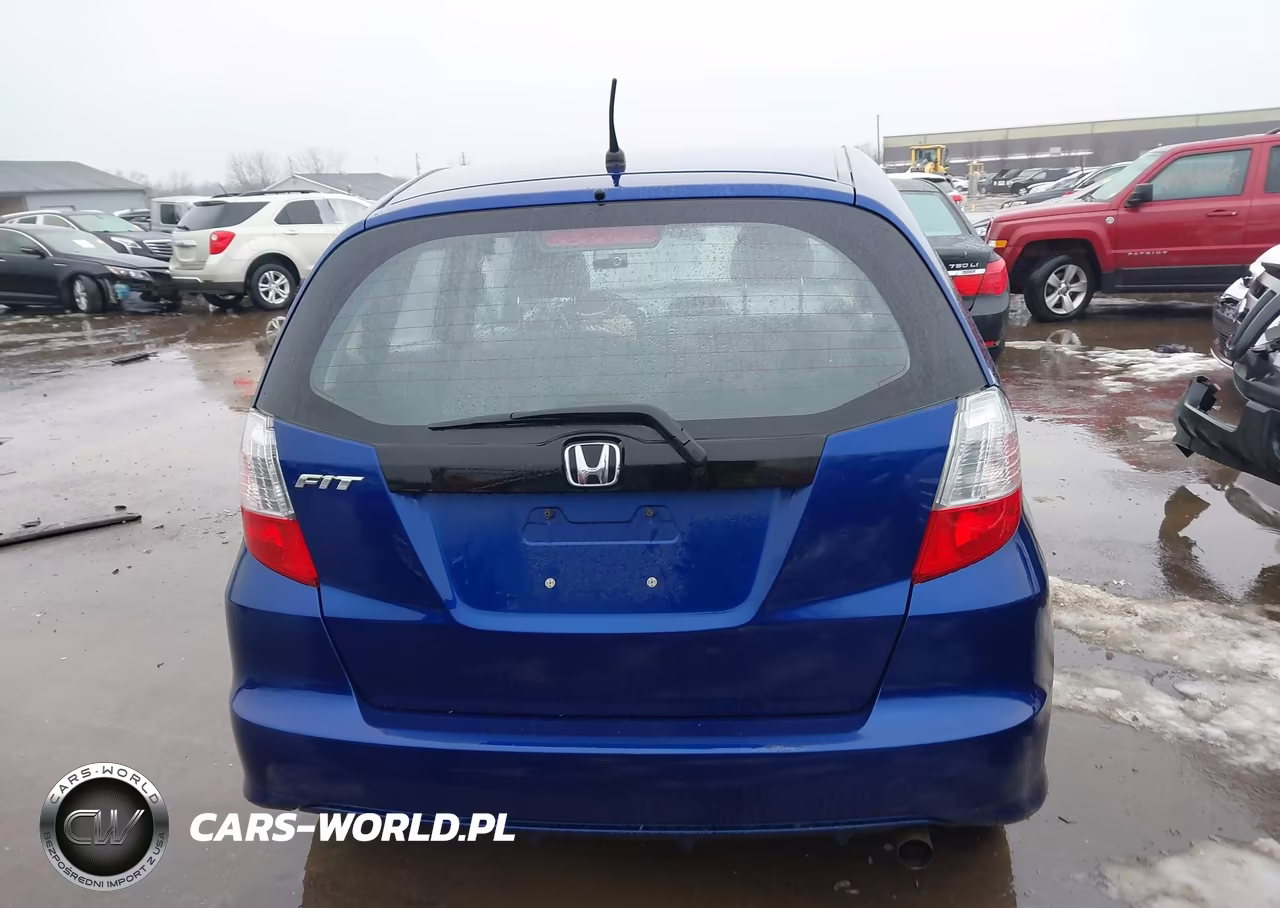 2013 Honda Fit VIN:JHMGE8H34DC000048 - 16