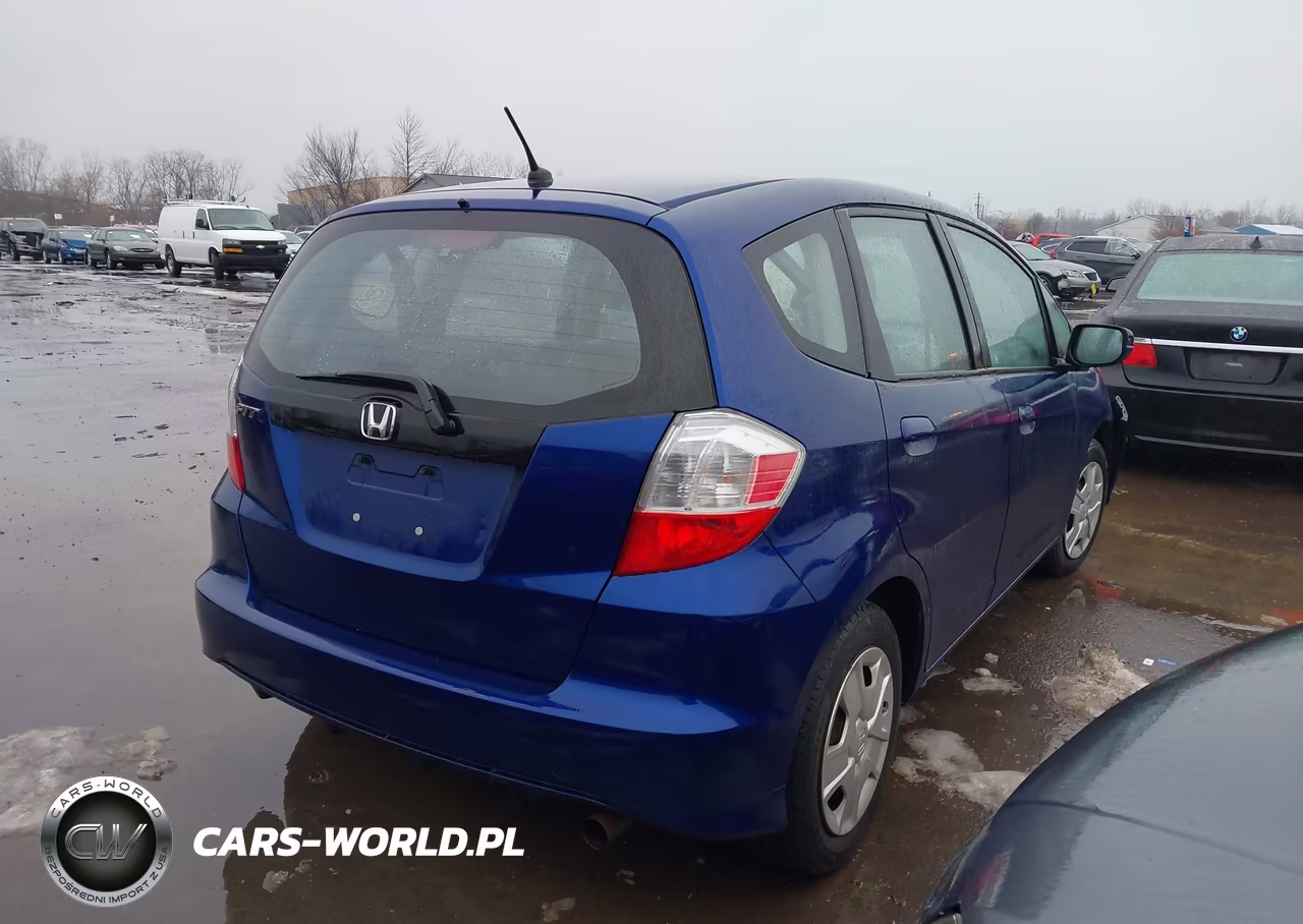 2013 Honda Fit VIN:JHMGE8H34DC000048 - 4