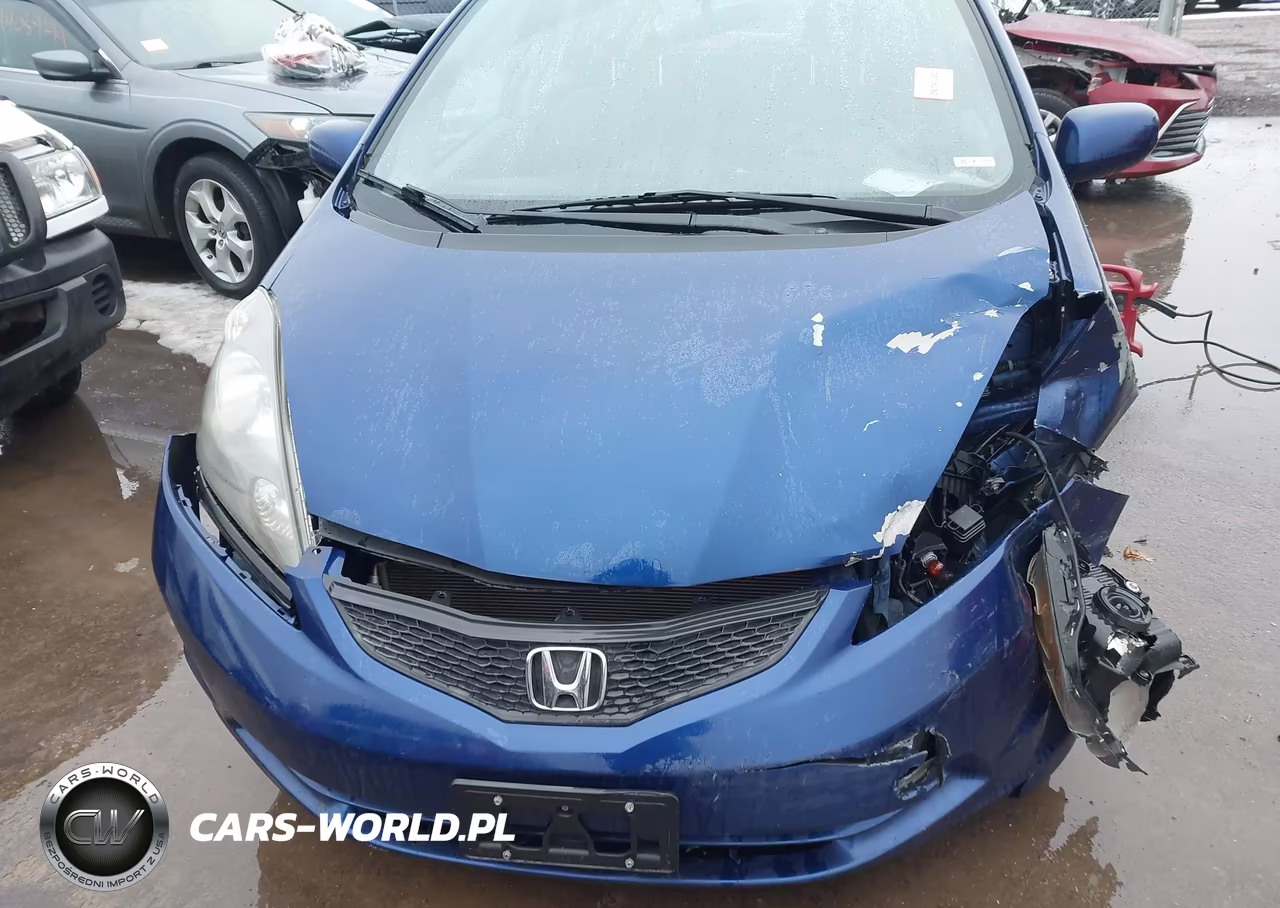 2013 Honda Fit VIN:JHMGE8H34DC000048 - 6