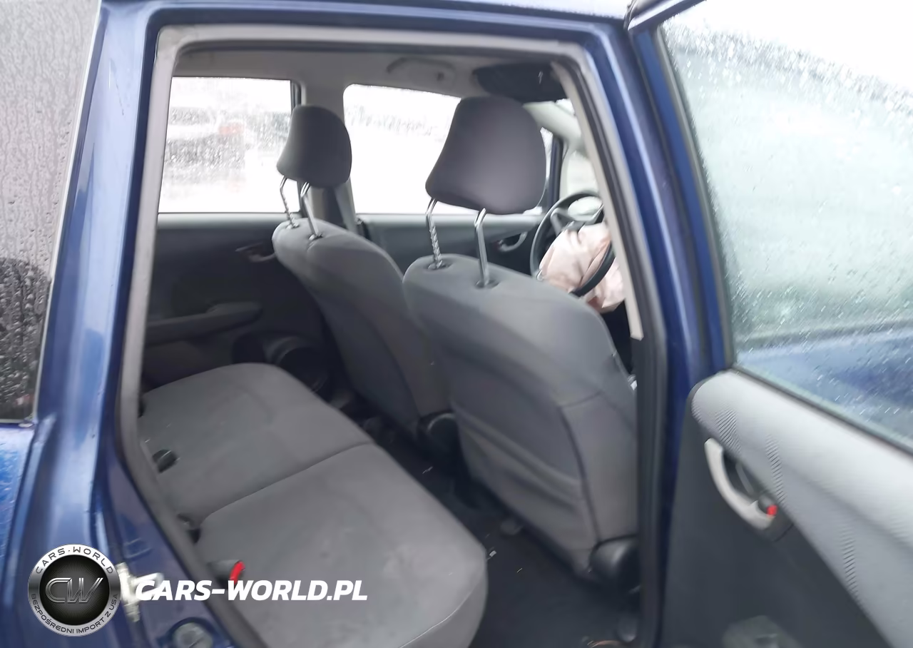 2013 Honda Fit VIN:JHMGE8H34DC000048 - 8