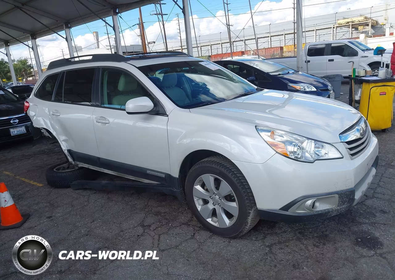 2011 Subaru Outback 2.5I Limited