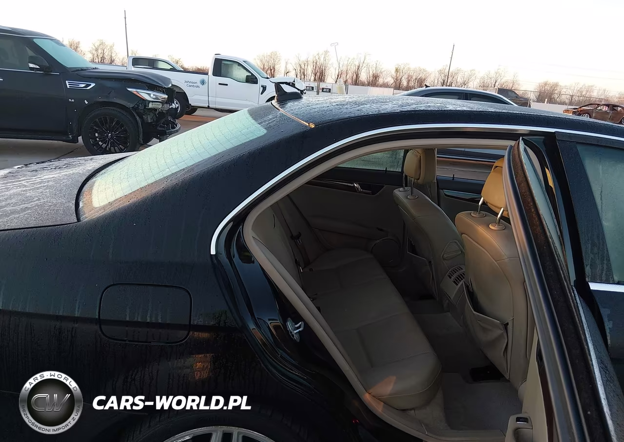 2009 Mercedes-Benz C 300 VIN:WDDGF54X09F260982 - 8