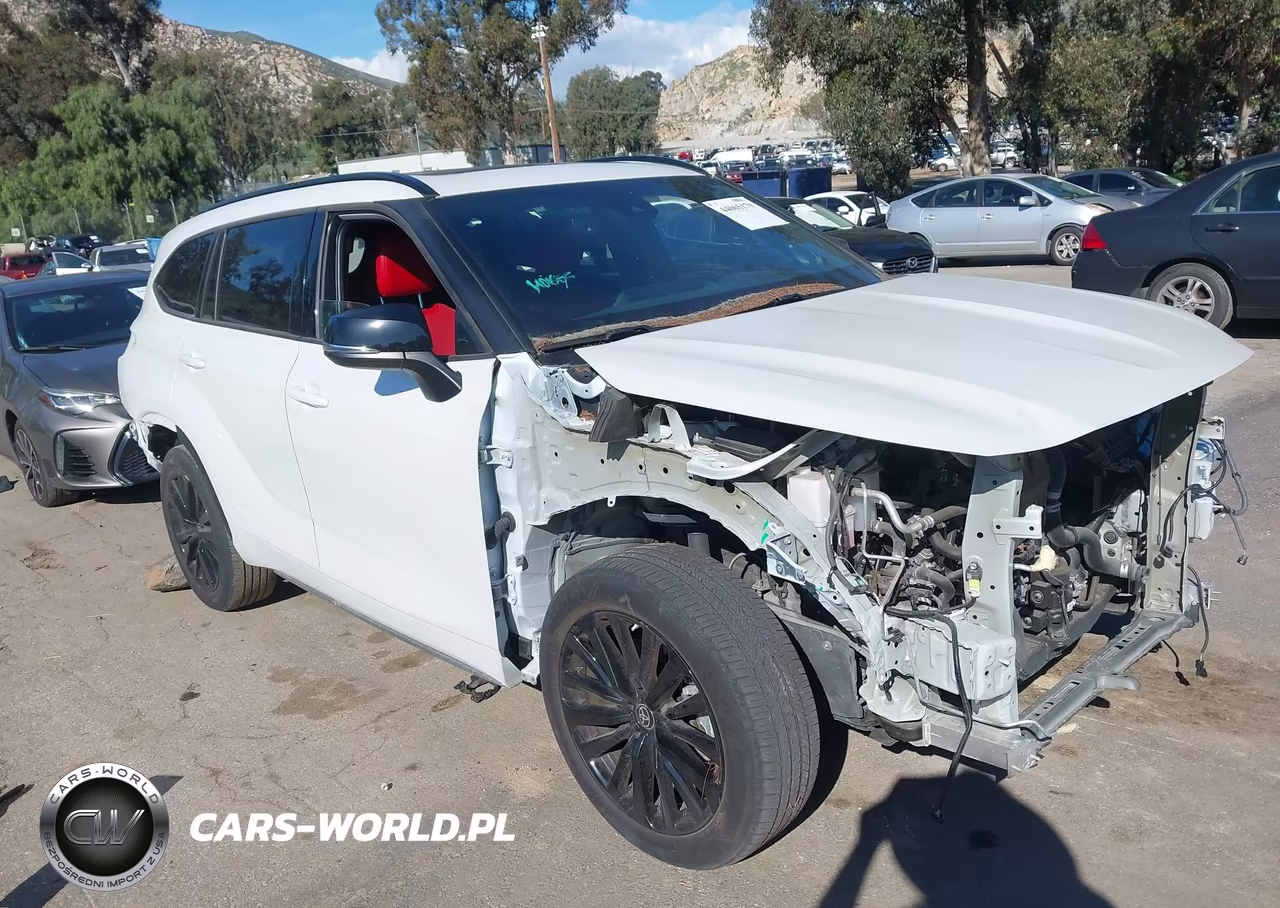 2024 Toyota Highlander Xse