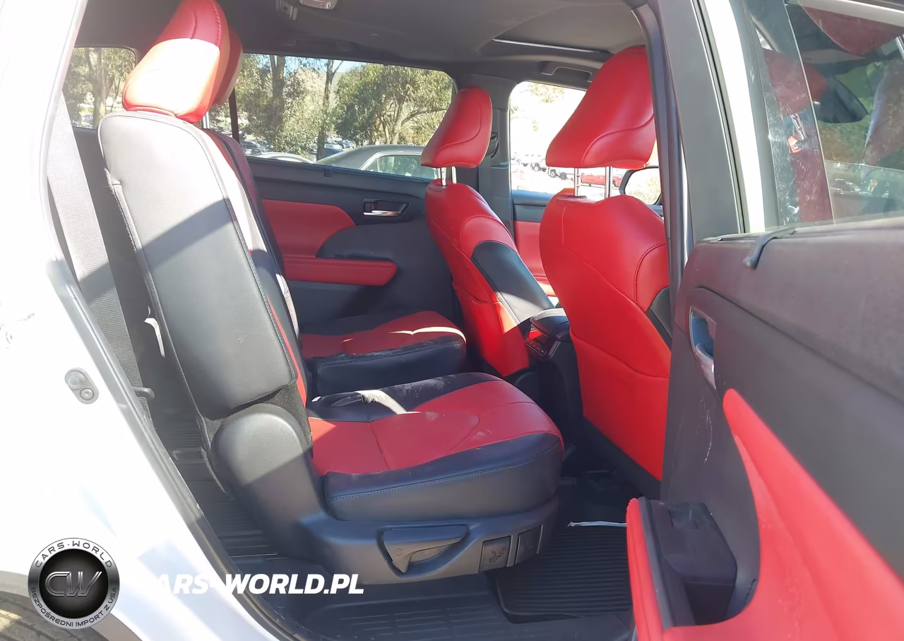 2024 Toyota Highlander Xse VIN:5TDKDRAHXRS529794 - 8