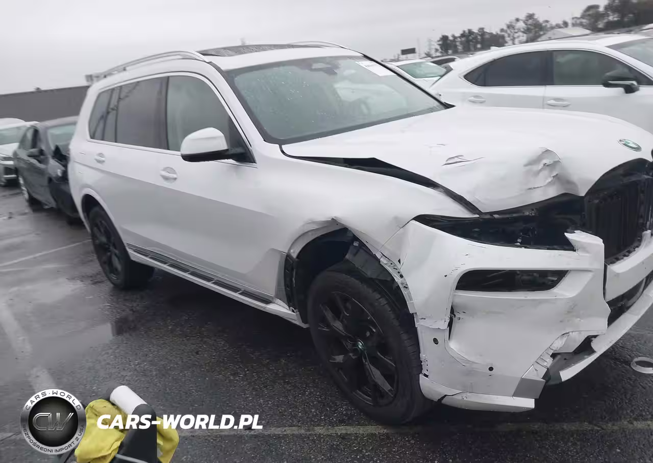 2025 BMW X7 xDrive40I