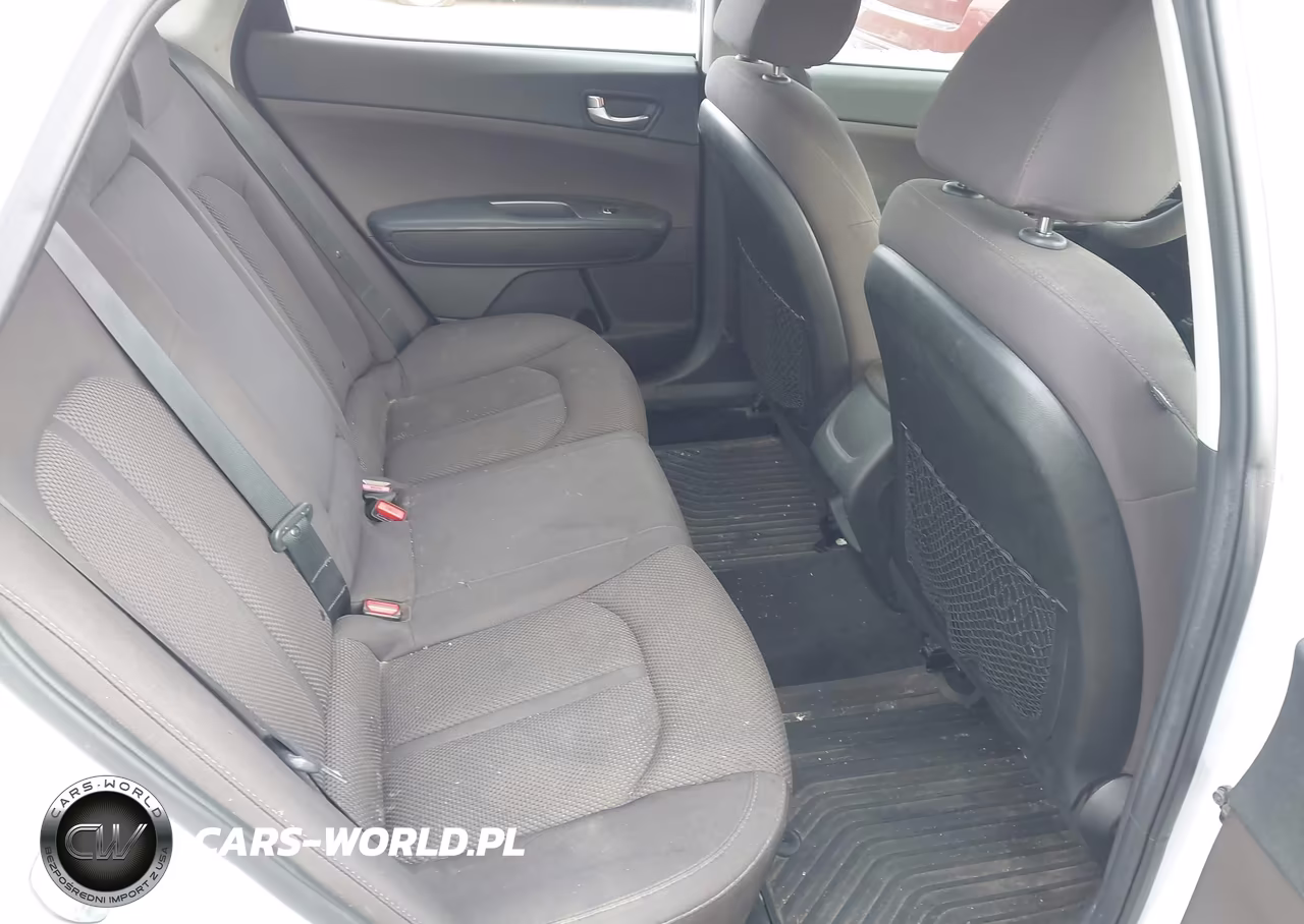 2019 Kia Optima Lx VIN:5XXGT4L33KG343289 - 8